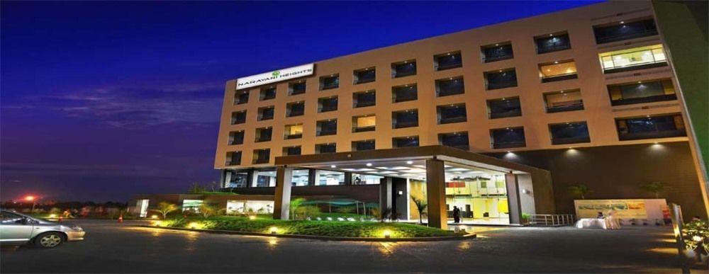 Narayani Heights, Ahmedabad Hotel Exterior foto